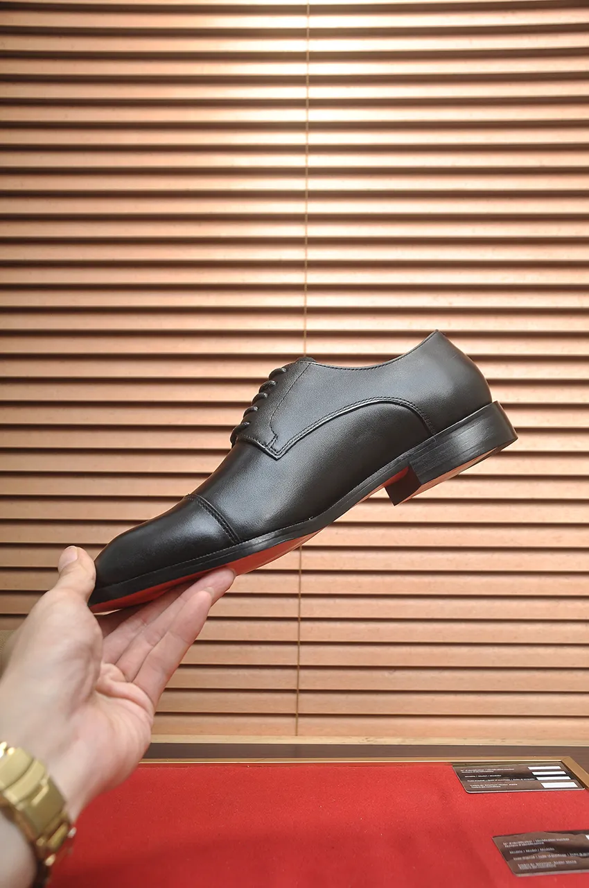 Men's shoes 💰620💶 [Chrstian Loubotin] Red-soled shoes 💋Original mold opening, the highest version on the market, purely handmade ➕Imported cowhide uppers, first-layer water-dyed cowhide lining! Original EU high-gloss outsole. 38 to 45 (45 customized)